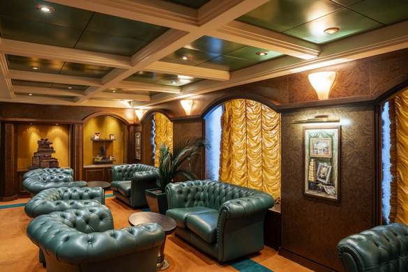 MSC Cruises MSC Poesia Hitchcock Cigar Lounge 3 ©MSC Rights - Ivan Sarfatti.jpg